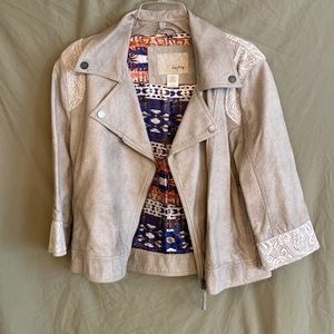Bomber jacket tan with lace